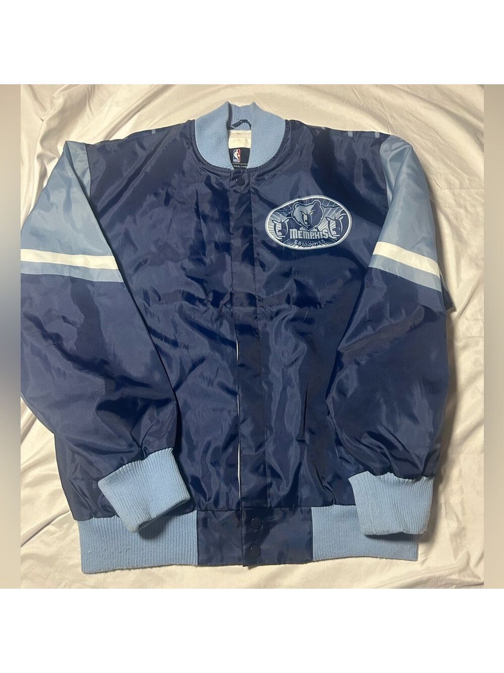 Men’s M G111 Sports By Carl Banks Memphis Grizzlies Snap Varsity Jacket Logo